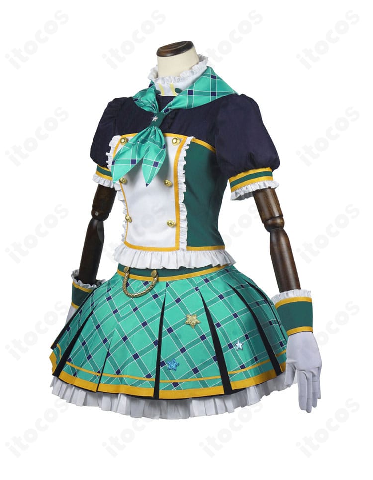 藤堂ユリカ コスプレ衣装の側面図。ウエストラインと袖のライン、スカートのシルエットを確認できる。