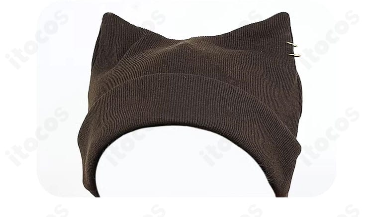 付属帽子の装飾ディテール。シルエットと装飾位置でキャラクターらしさを表現