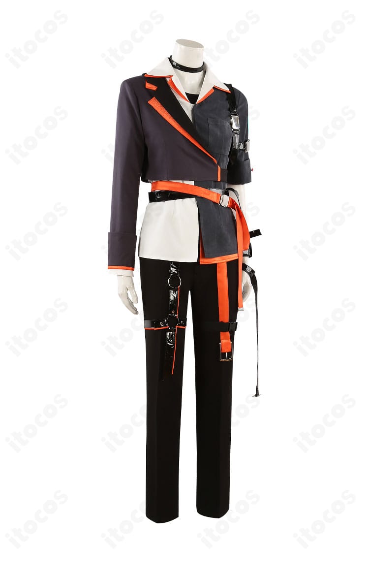 原神 楓原万葉 ARANAGI版コスプレ衣装の側面。コートのライン、腰帯の位置、フィット感と可動域のバランスを示すカット。