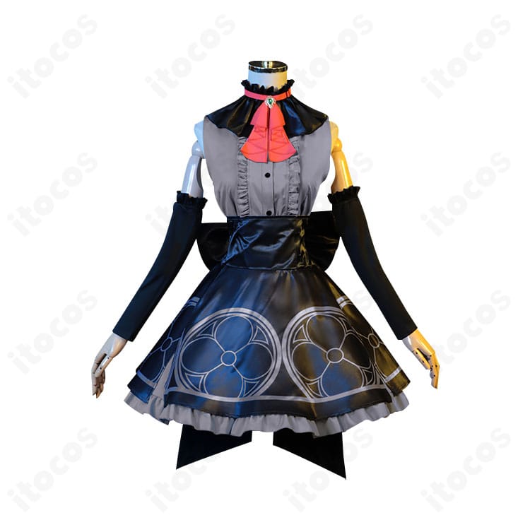 蒼森ミネ アイドル衣装の正面全景。トップスの装飾とスカートのライン、配色バランスが確認できる詳細写真。