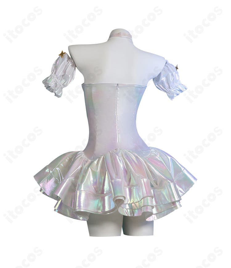 ニディガ展2 超絶最かわてんしちゃん コスプレ衣装の背面。背中周りの装飾とフィット感がわかる画像