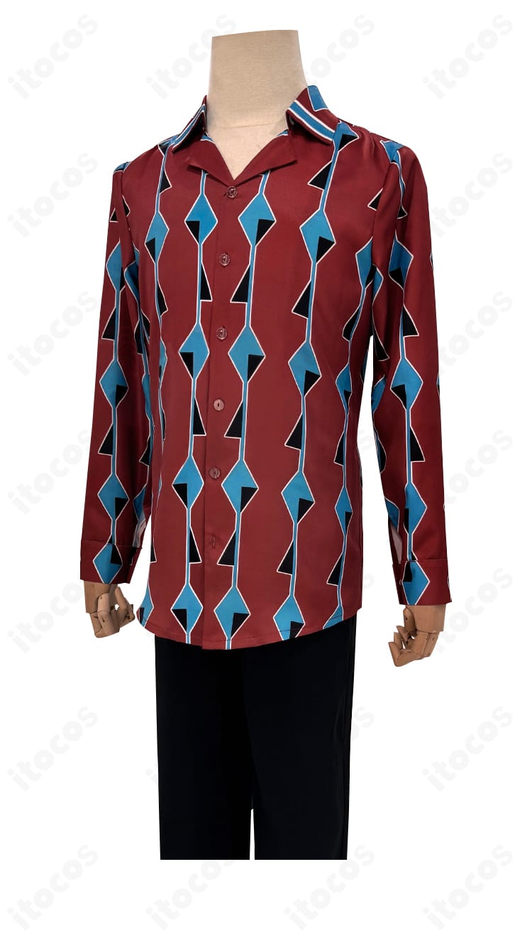 SAKAMOTO DAYS 南雲 コスプレ衣装のシャツ装飾ディテール。襟元と前立ての仕上がりが分かるクローズアップ画像