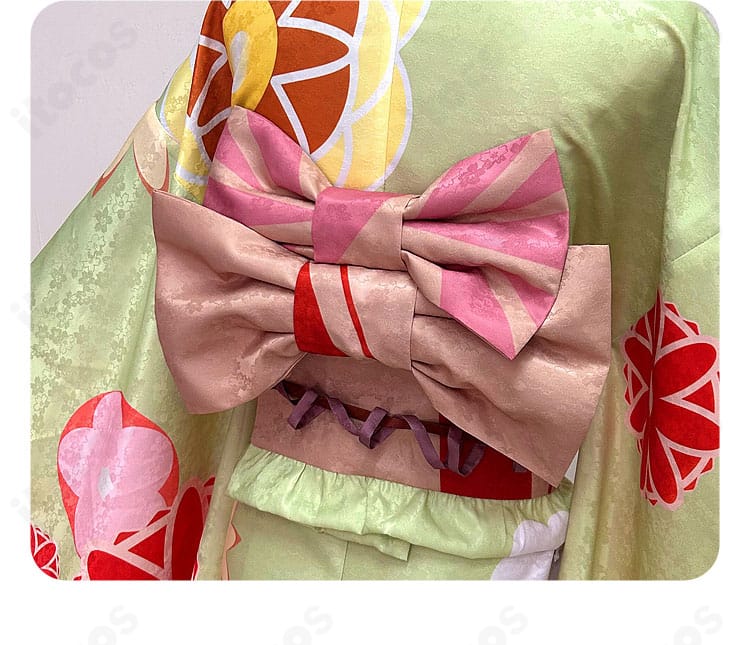 腰の蝶結びアクセサリー詳細｜立体的なリボン装飾の形状と仕上げ