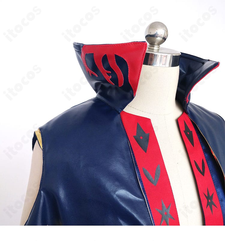 ギルガメッシュ（キャスター）衣装の襟元装飾アップ。襟周りの精巧な刺繍と縁取りの仕上がりを示す画像。