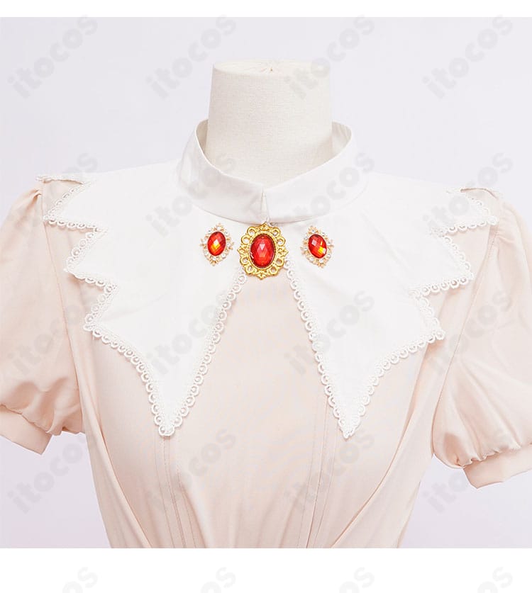 木之本桜 私服衣装の装飾ディテール。花柄や刺繍モチーフ、ウエストの意匠を近接で示した画像。