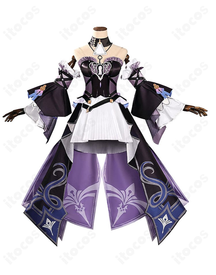 正面から見たマダム・ヘルタ コスプレ衣装のディテールと装飾配置