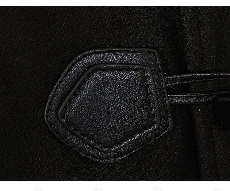 雨宮蓮 コスプレ衣装の襟・ラペル周りのステッチと角度ディテール