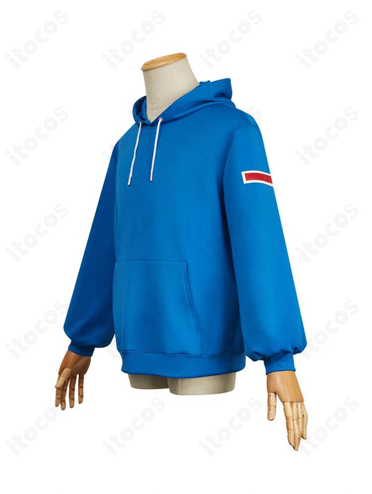 朝倉シン パーカー左側面。着用時のフィット感と袖口のシルエットが見える画像