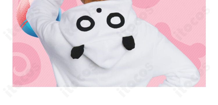 衣装の帽子（フード）装飾のアップ。パンダの耳形状と立体感を捉えた、キャラクター性重視のディテール表現。