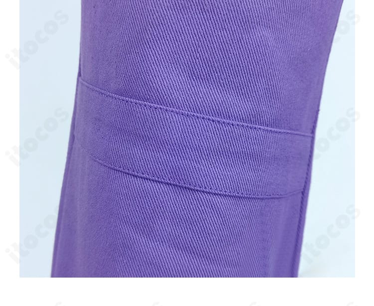 シルバー衣装のズボン脚部の装飾ラインとシルエットを示したディテール画像