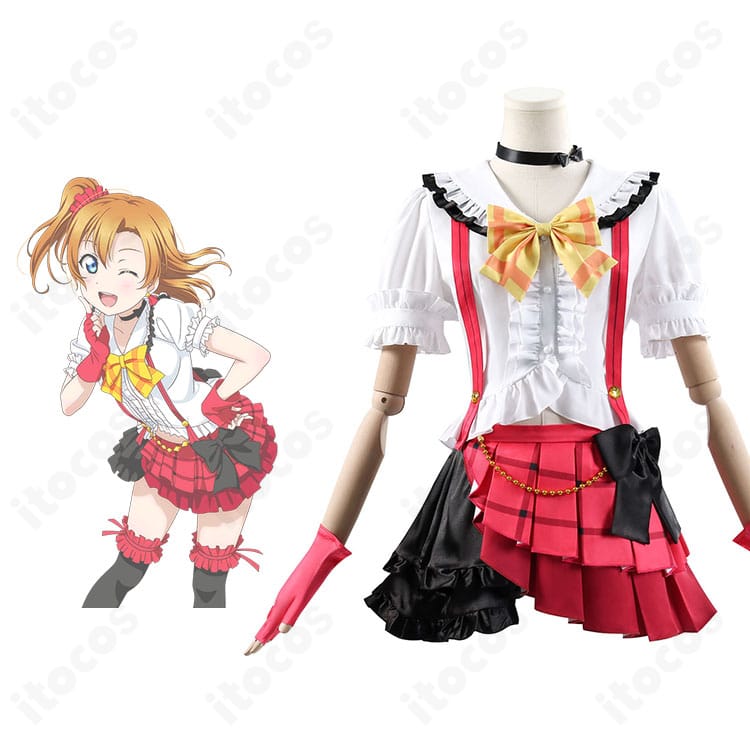 高坂穂乃果のスクフェス「緊張も吹き飛ぶくらい／7周年」衣装を正面で撮影。キャラクター画像との組み合わせで再現度を示す構図。