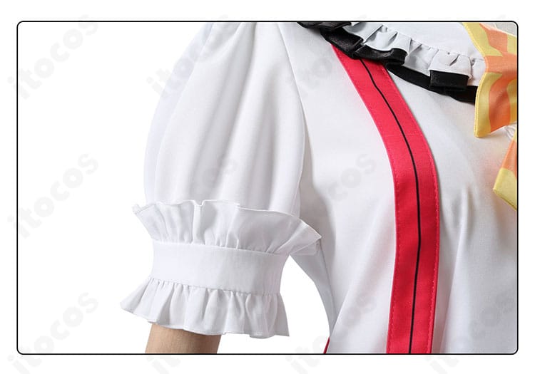 高坂穂乃果 7周年衣装の袖装飾ディテール。可動域を意識した仕立てと装飾の仕上がりを示す。