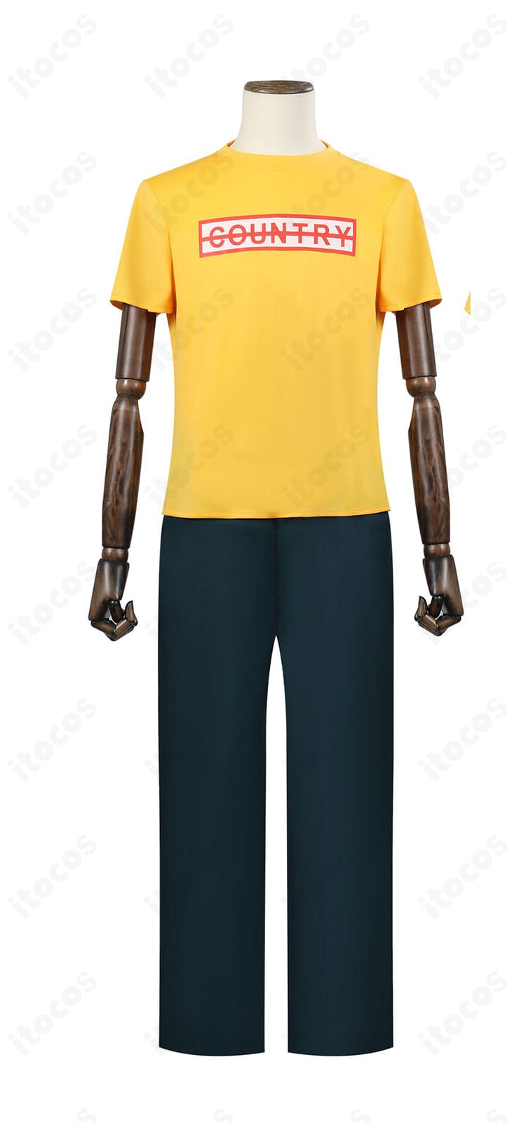 坂本太郎 短袖トップスの正面ディテール。襟元とボタン、胸元の文字装飾が確認できる