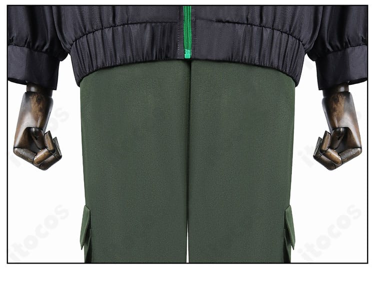 SAKAMOTO DAYS 眞霜平助 コスプレ衣装 外套裾装飾のクローズアップ、ラインと意匠の再現