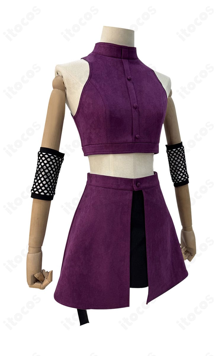 山中いの コスチューム右側面ディテール。ウエストポーチとレッグポーチの配置、肘当ての形状が確認できるカット。