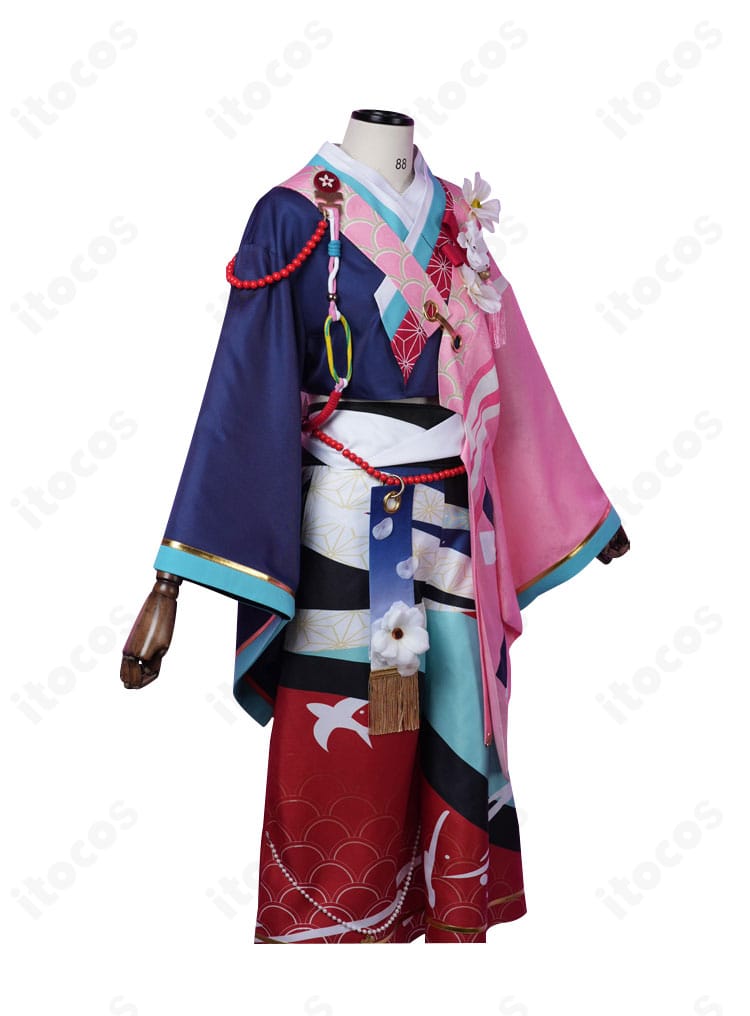 あんさんぶるスターズ！！ ドラゴンズヘッド衣装の右側面。肩から腰にかけてのラインとサイド装飾の形状を確認できる画像