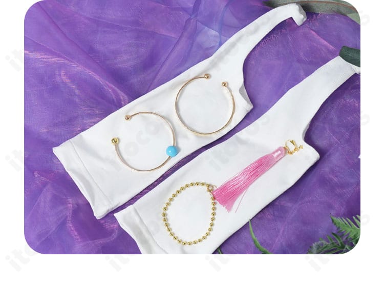 ドラゴンズヘッド衣装・首飾りアクセサリーの詳細。ネックパーツの質感と接続部の構造を確認できる画像