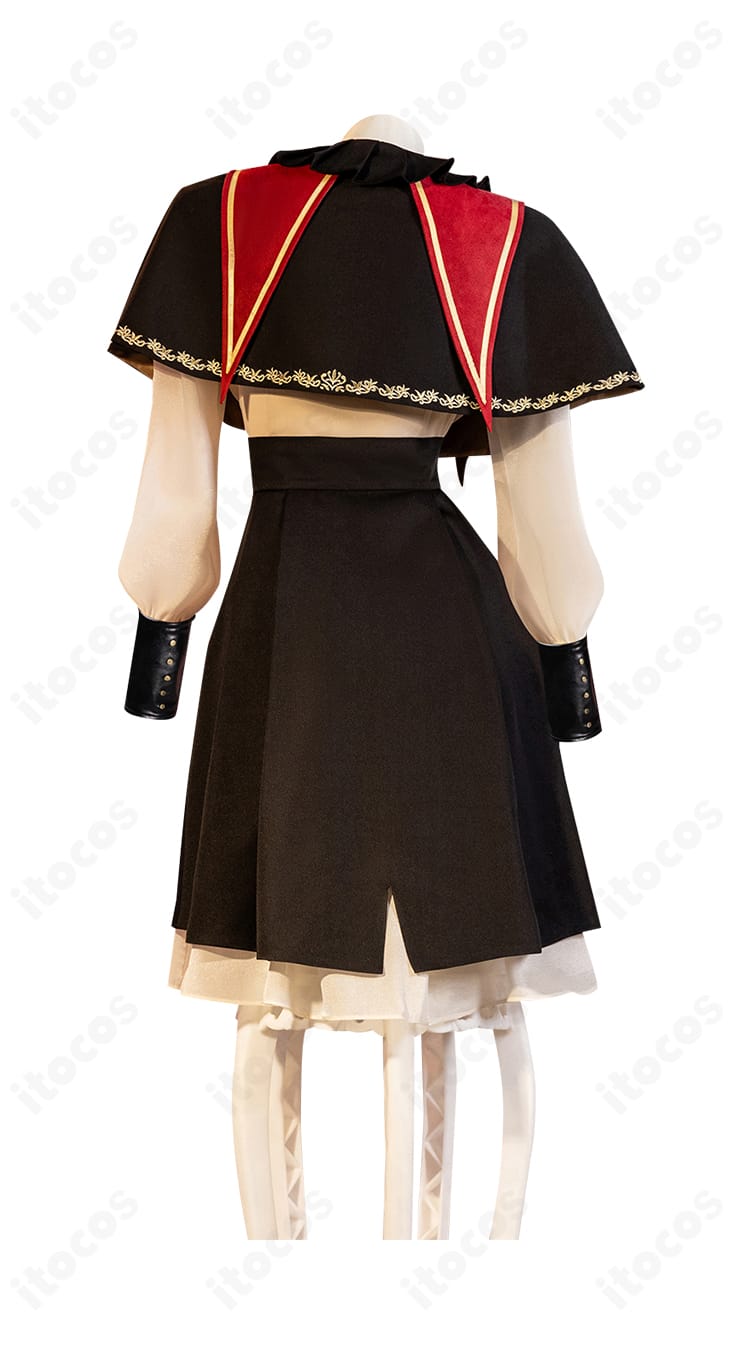 商品背面のディテール。背面まで整えられた装飾とライン取りが分かる若葉睦『モーティス』衣装