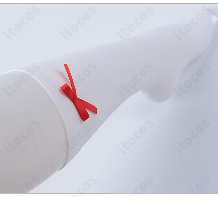 花園羽香里コスプレ衣装・脚部アクセントとソックス。全身コーデの統一感とバランスを表現。