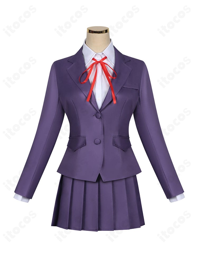 花園羽香里コスプレ衣装の正面。コートとリボン、スカートのバランスが伝わるスタイリング。