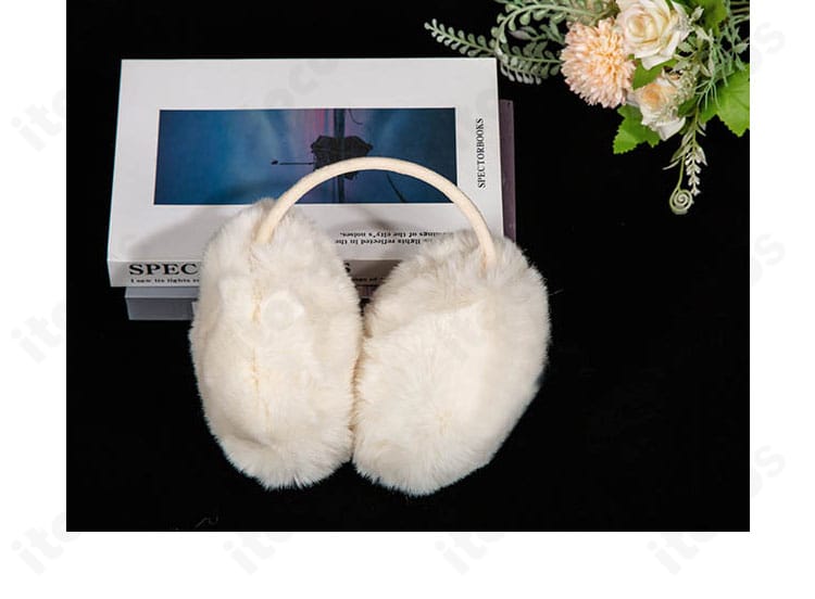 シンフォニー2025衣装の髪飾りクローズアップ。ベール接続部と装飾のバランスが分かる