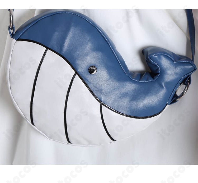 小鳥遊ホシノ コスプレの肩まわりディテール。刺繍と装飾の作り込みが分かるクローズアップ。