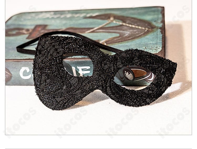 豊川祥子の顔飾り（髪飾り・仮面周り）の詳細。煌びやかな装飾で世界観を演出。