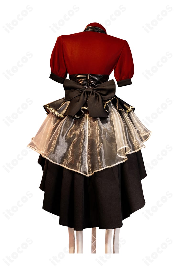 豊川祥子「オブリビオニス」衣装の背面。大きな蝶結びと背部のディテールを強調。