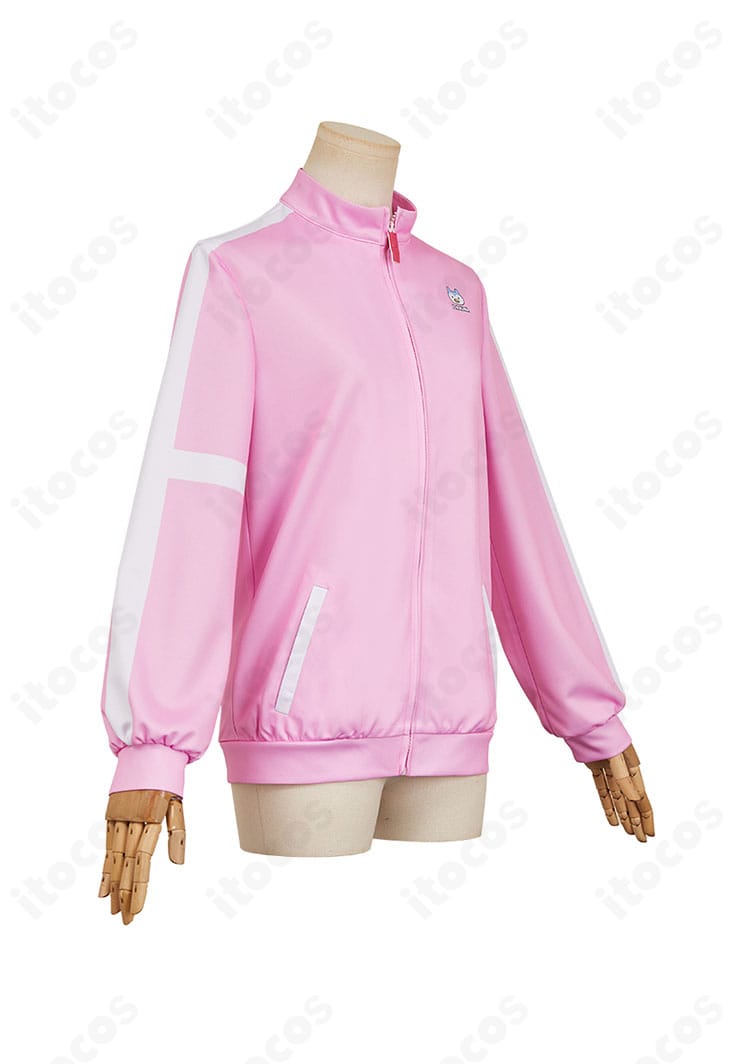 メダリスト 結束いのり コート右側面。袖の長さと身頃のバランス、端正なシルエットが強調されたカット。