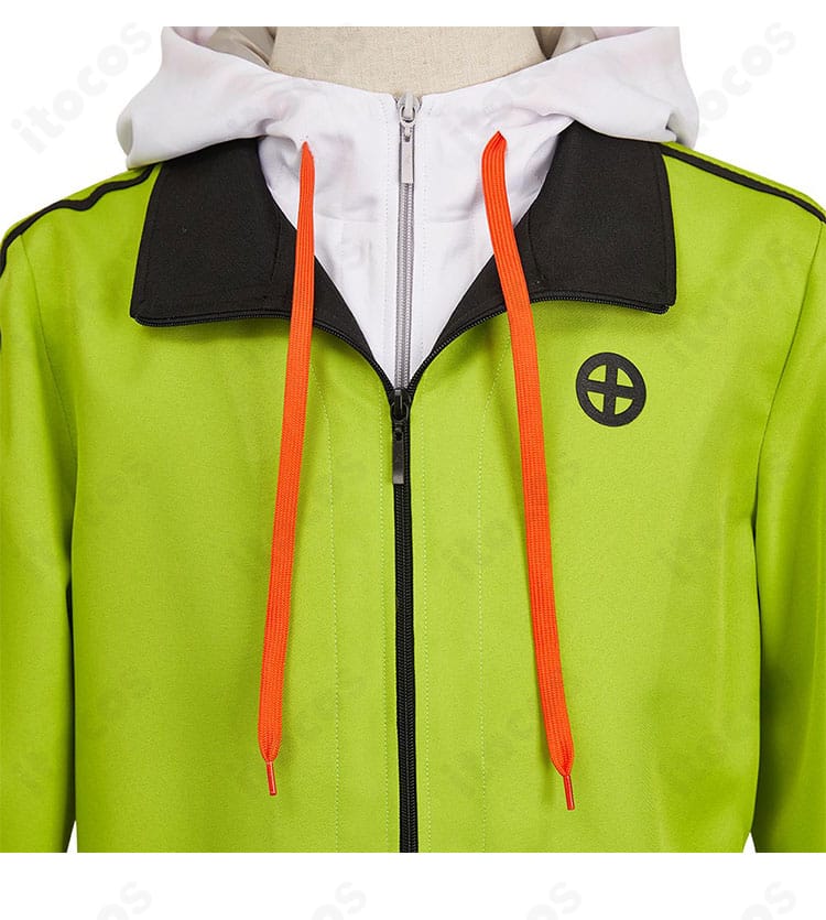 襟飾りのクローズアップ：明浦路司 コート衣装の刺繍と装飾意匠の再現