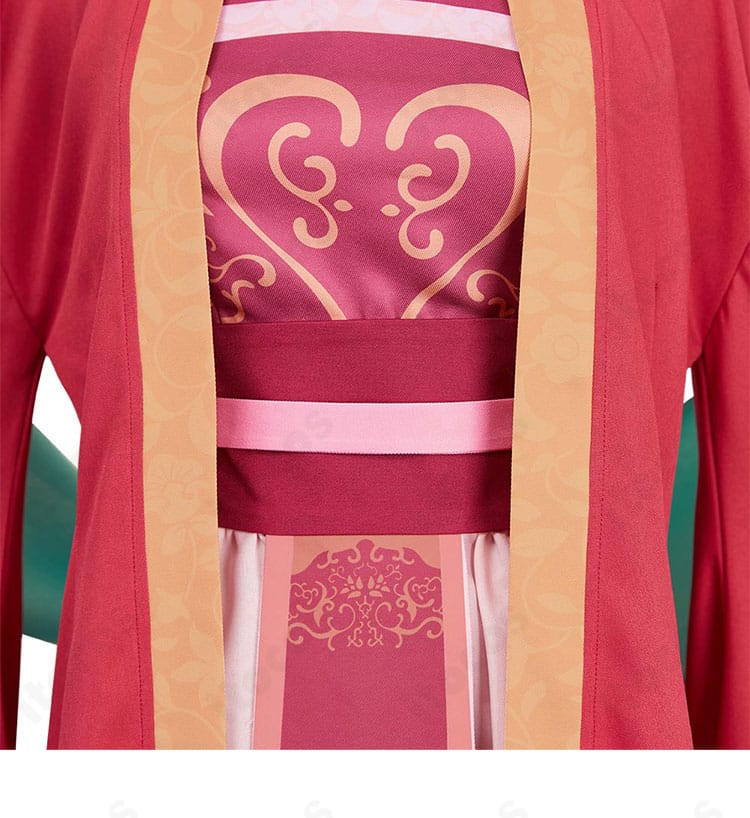 腰封（コルセットベルト）装飾のクローズアップ。金具と刺繍の細部が際立つデザイン。