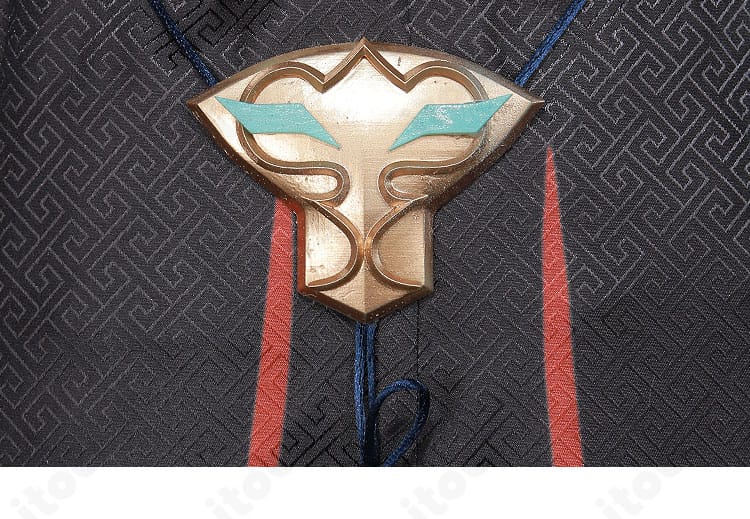 セイヤ 夜明けセットの腰の背飾り。後ろ姿でのアクセントとなるパーツ構成