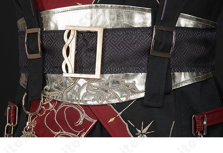 セイヤ 夜明けセットの腰ベルト装飾。ベルトコンポーネントの構造と重心バランス