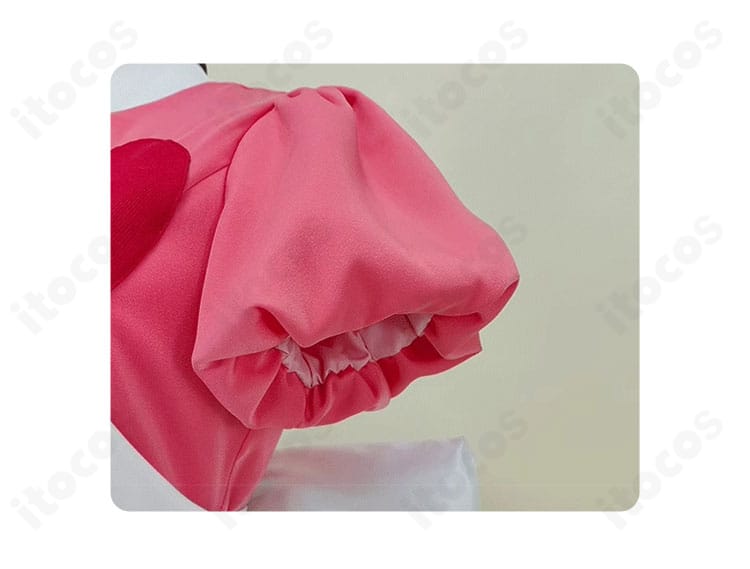 カードキャプターさくら 木之本桜 コスプレ衣装 肩・袖装飾のクローズアップ。レースと刺繍が華やかさを演出。