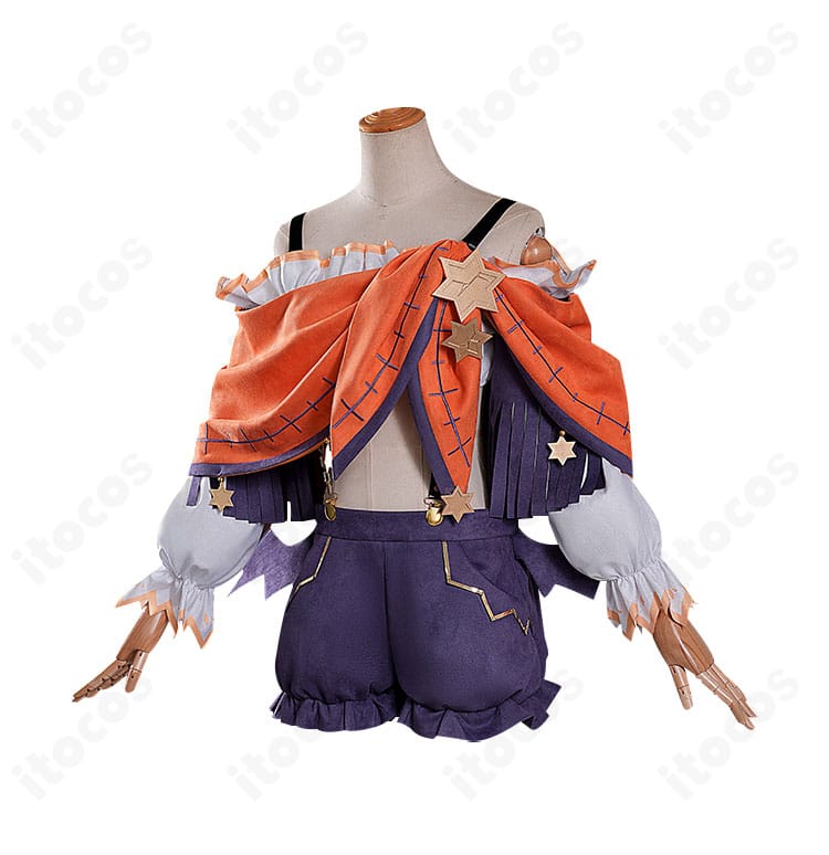 鏡野七罪 コスプレ衣装 左側面。帽子からストールの流れまで、シルエットのラインを確認できる写真。