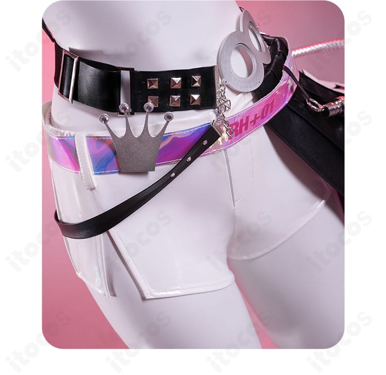 ウエスト部の装飾ディテール。レーシングミク2025Ver.の腰部分の切替とバックル意匠を確認できる画像。