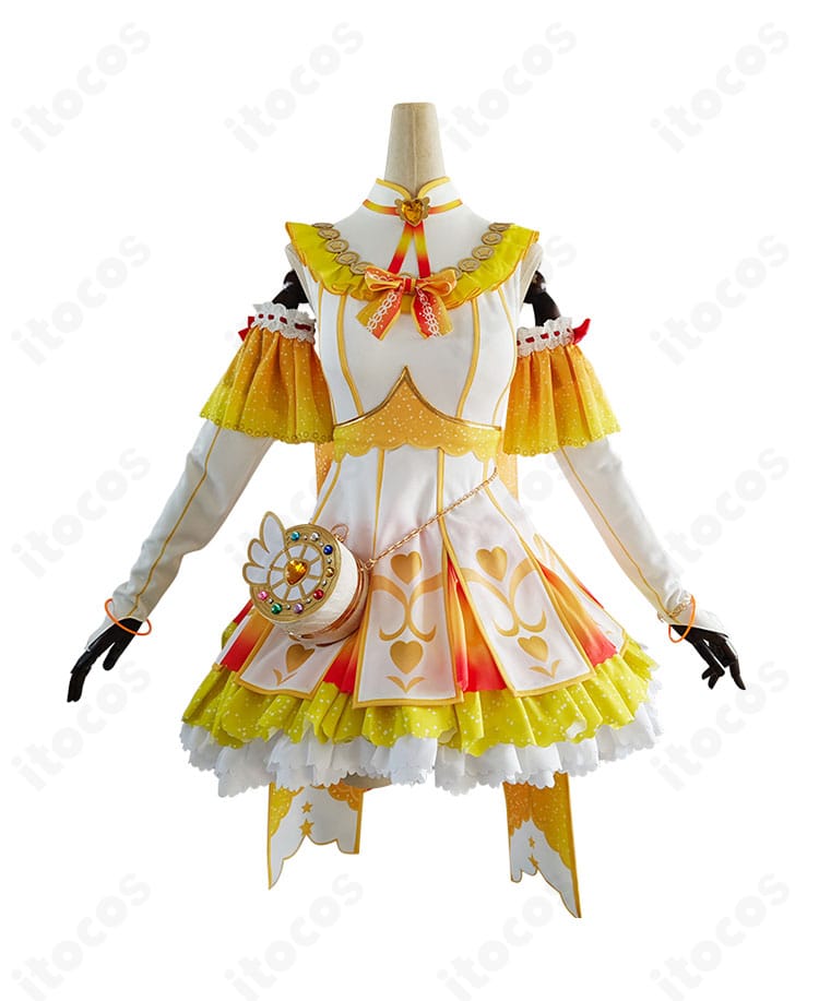 高坂穂乃果 コスプレ衣装の真正面ディテール。カラーリングと装飾バランスが分かる、スクフェス版の再現度が高い一枚。