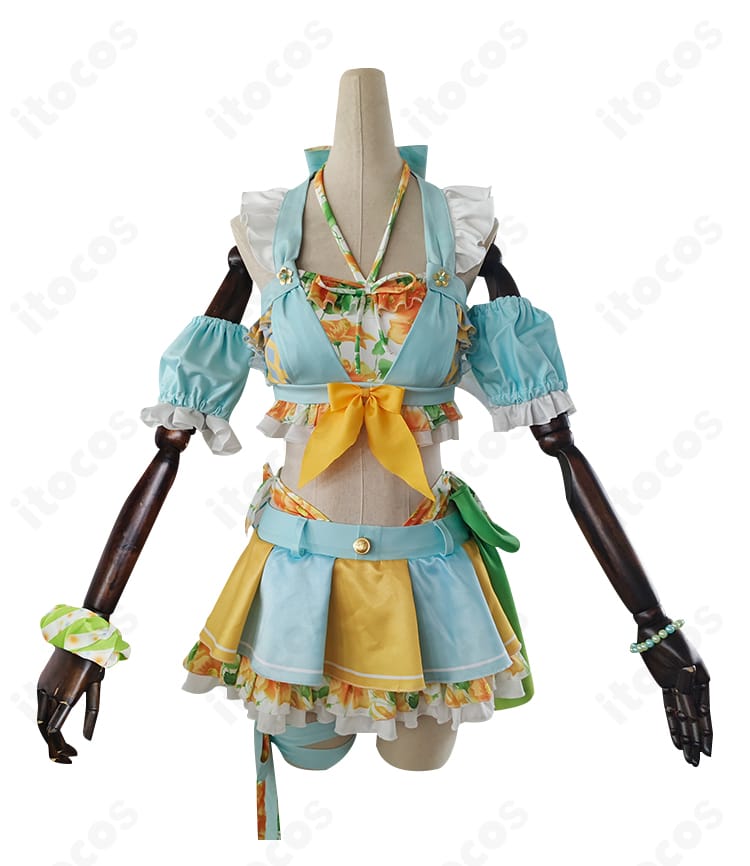 正面全景。小泉花陽 くじ引き堂水着コスプレ衣装のトップスとスカートの配色・シルエットが分かる正面ショット