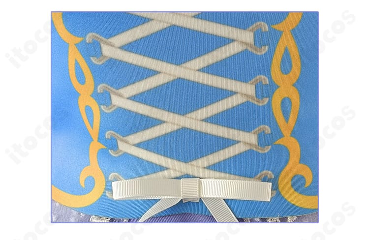 東條希 コスプレ衣装の腰部装飾ディテール。ウエストの装飾帯と縫製の丁寧さを示すアップ。