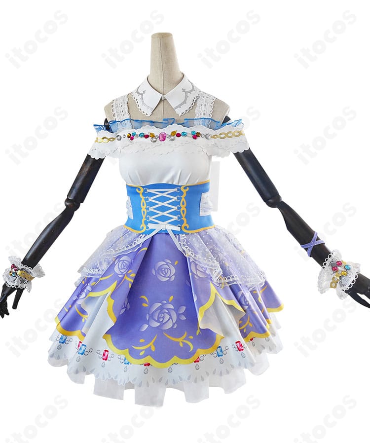 南ことり ロイヤルプリンセス編コスプレ衣装の正面全身。胸元装飾と裾の切替が見える高再現ディテール
