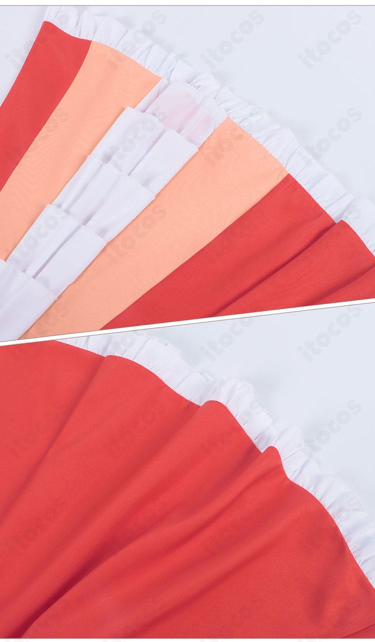 スカート装飾：マリア衣装のスカート部分の意匠。生地の質感と装飾の立体感が分かります。