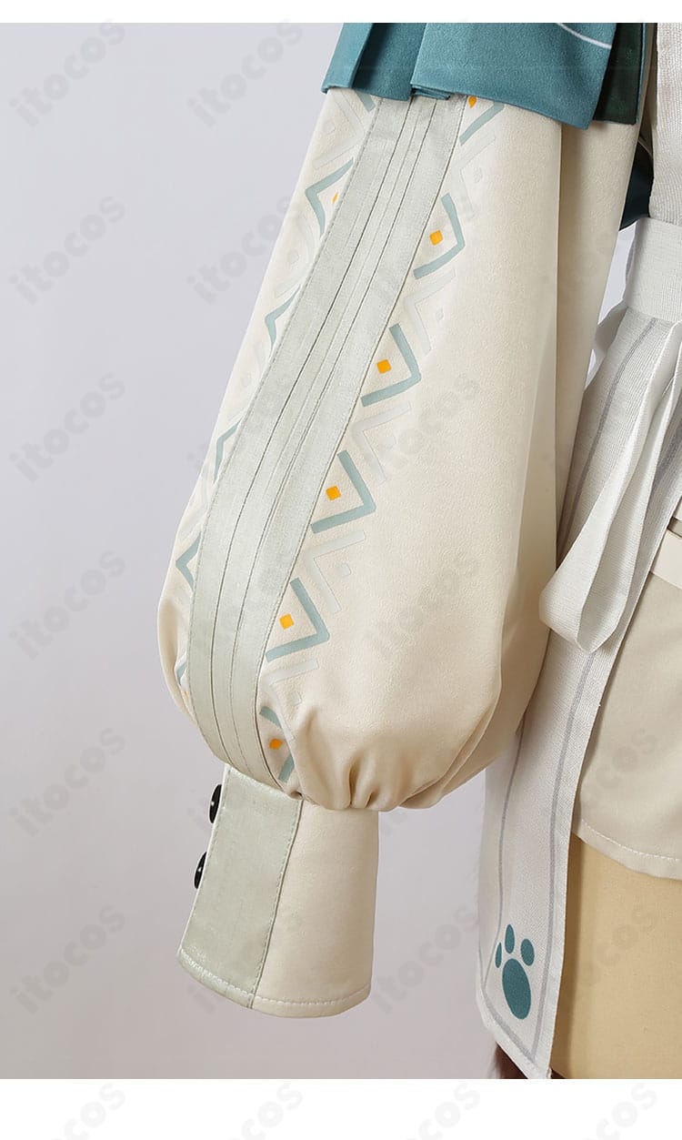 袖口装飾の接写。刺繍調パーツとエッジの仕上げ、配色コントラストを示す。