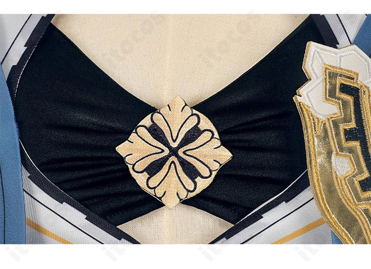 デュランダル ソラリス衣装の背面ディテールとコートの構成