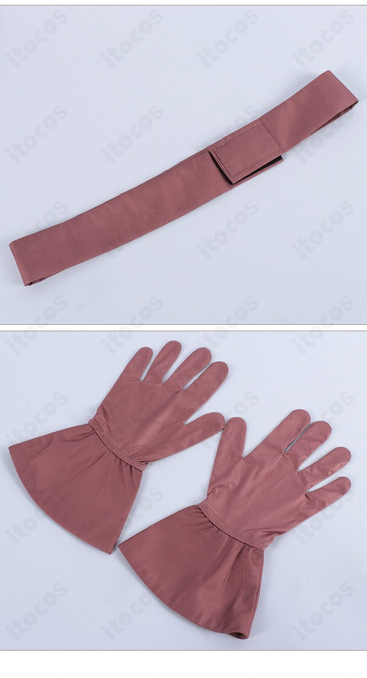 ベルトと手袋の装飾ディテール。質感とフィット感の確認に適したクローズアップ。