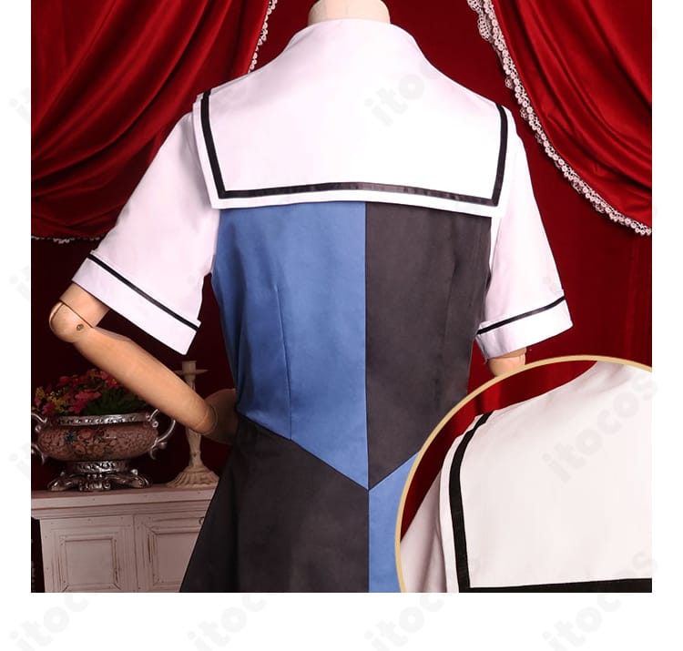 背面装飾のクローズアップ。ヨークや切替部分の縫製とラインの美しさが分かる周防天音衣装。