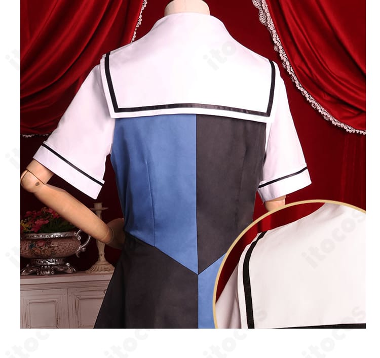 背面装飾のクローズアップ。縫製の丁寧さと仕上げの整いが見えるディテール写真。