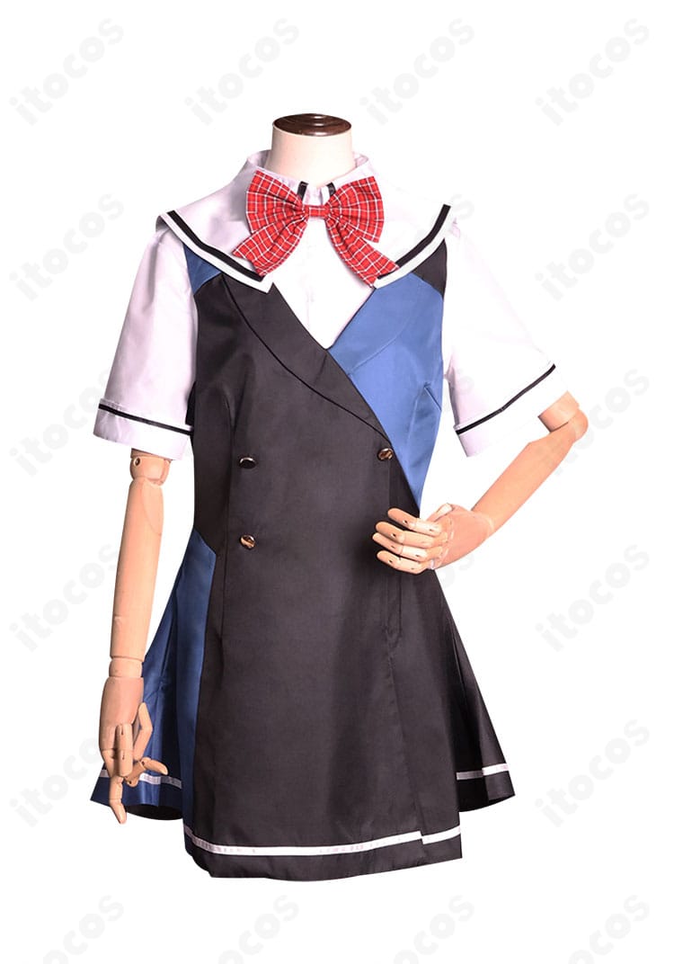 小嶺 幸 コスプレ衣装の正面ディテール。ワンピースとトップスの重なりやリボンの位置が分かる画像。