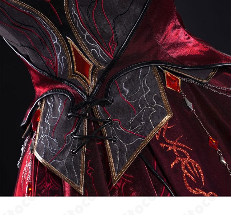 恋と深空 プレイヤーアバター「深紅の熱情」コスプレ衣装の背面ディテール。背面の装飾配置とシルエットが確認できる構図。