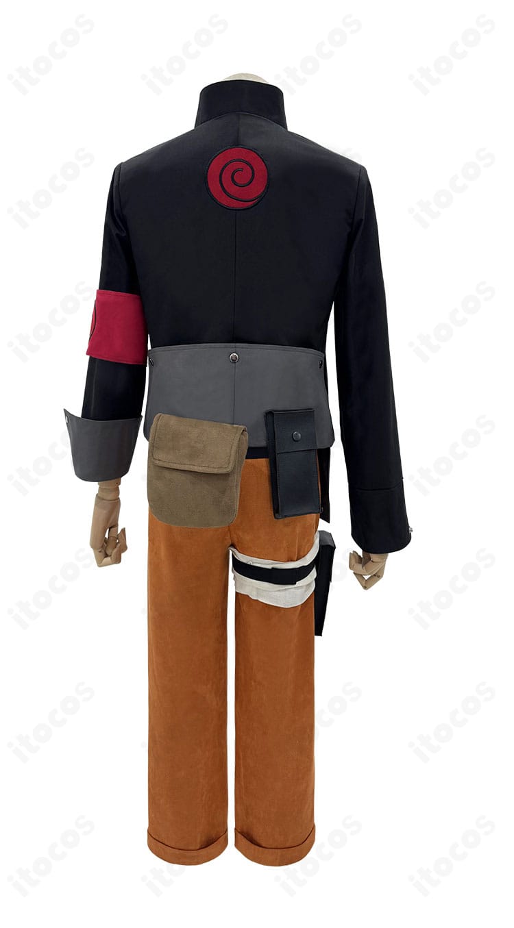 うずまきナルト コスプレ衣装の背面。コートの切替ラインと背面シルエット、ポーチ装着位置のディテールが確認できる。