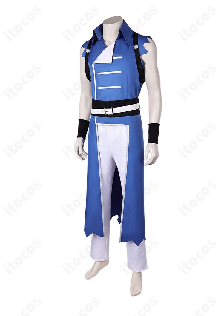 リヒター・ベルモンド衣装左側。襟元から腰帯までの精緻な刺繍ディテールを強調